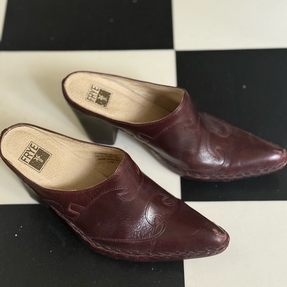 Frye Phoenix Maroon Mules